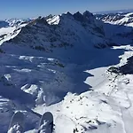 Cup Lauberhorn Flat Available Apartamento *